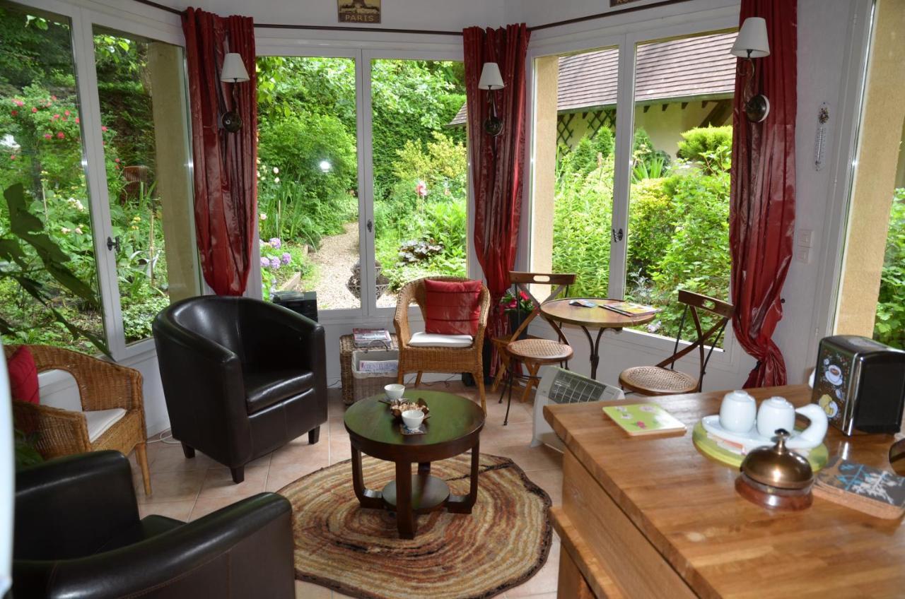 Le Clos Fleuri Bed & Breakfast Giverny Bagian luar foto